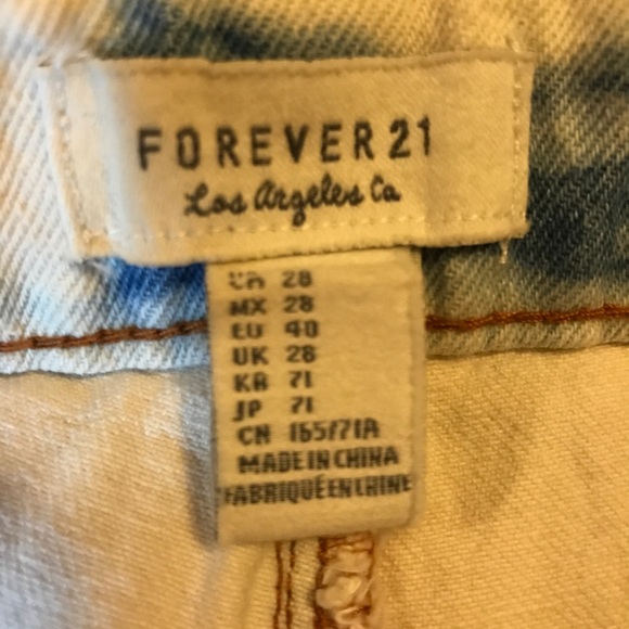 Forever 21 Distressed Shorts - Picture 2 of 3